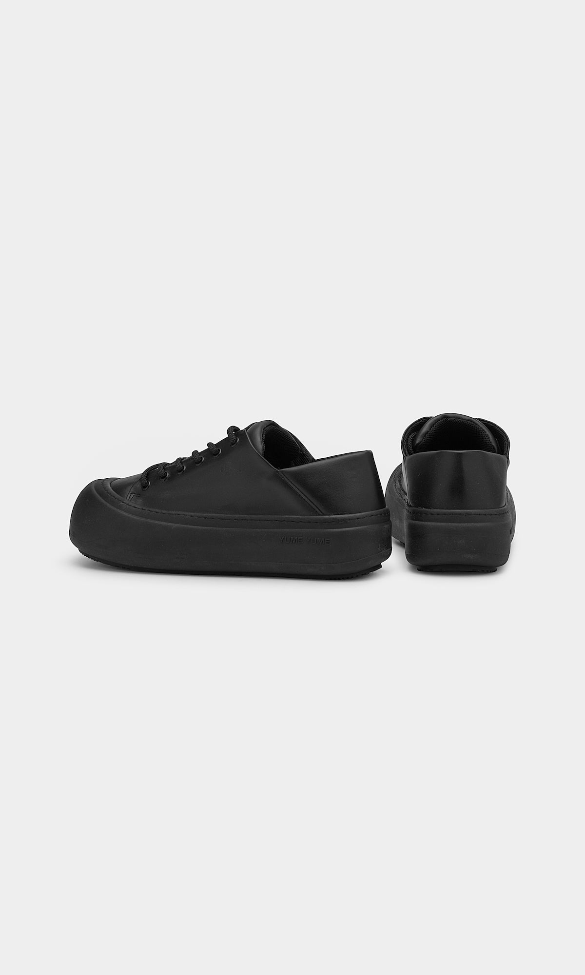 Goofy sneaker