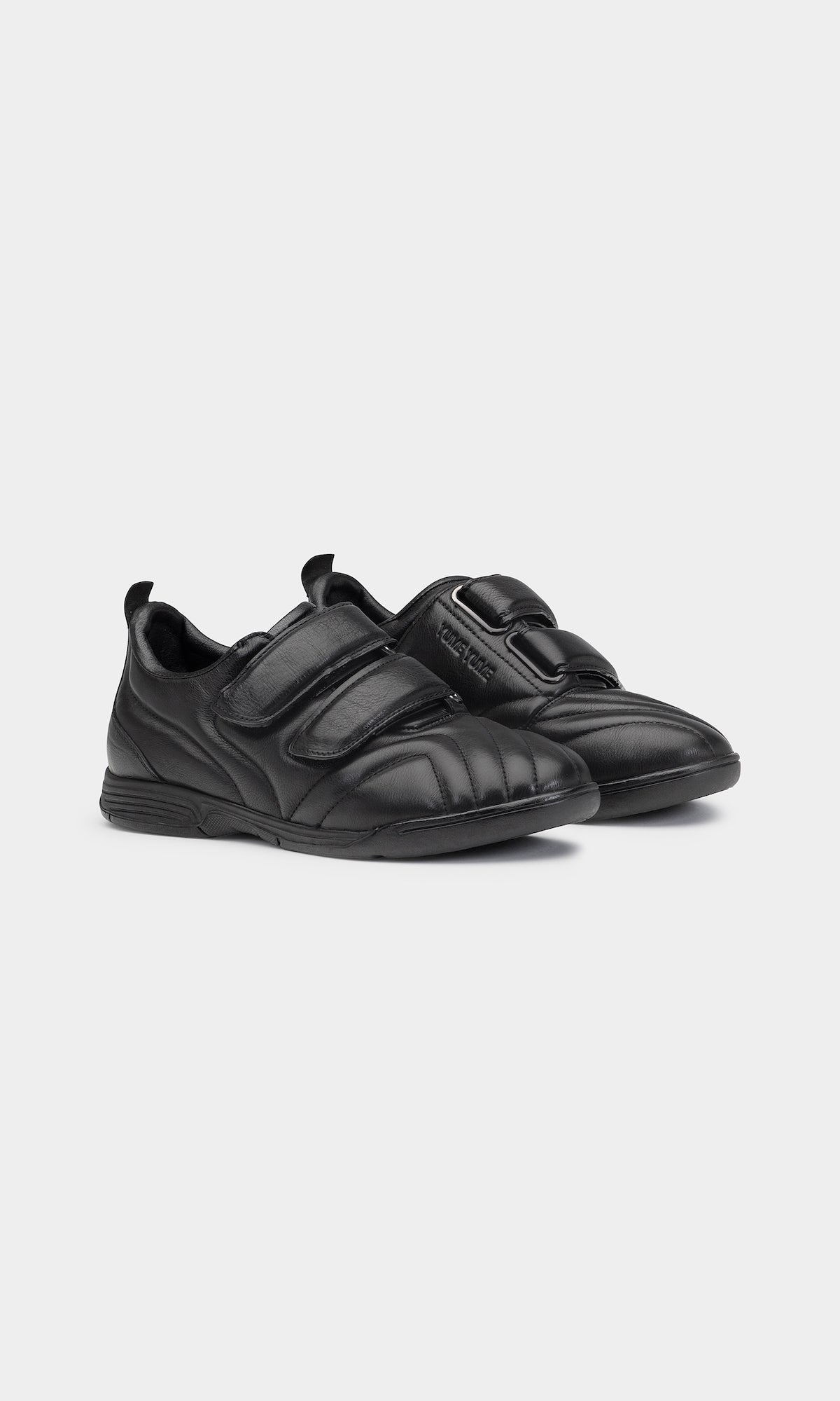Football sneaker