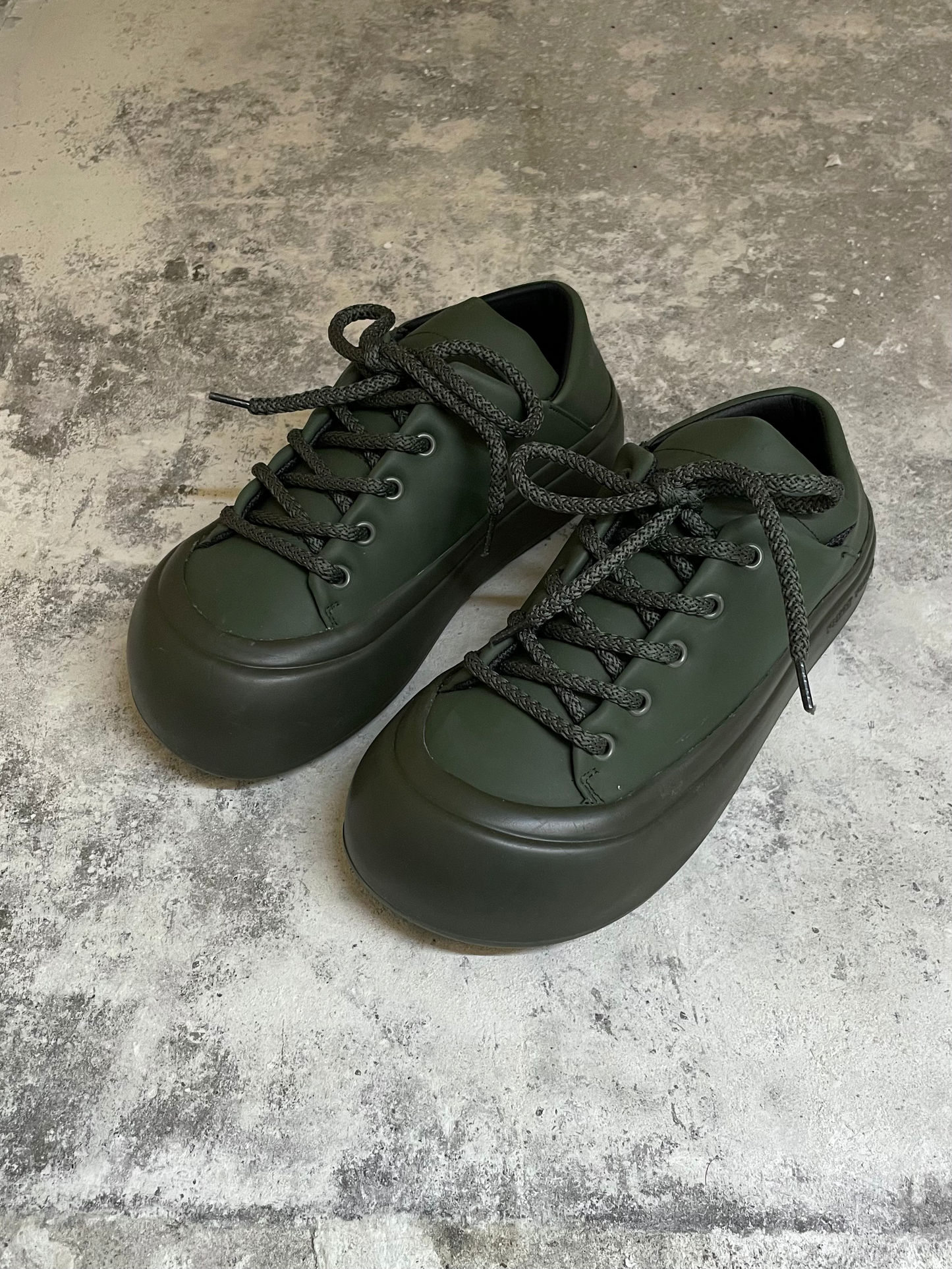 Goofy Sneaker Eco rubber
